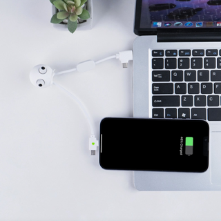 Xoopar - Jelly Charger Cable - stress toy and laptop cable charger all in one