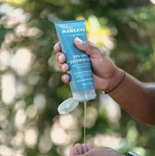 Mens Shower Gel - Sea Salt Scent. Uplift and stimulate your senses for an aromatherapeutic showering experience.