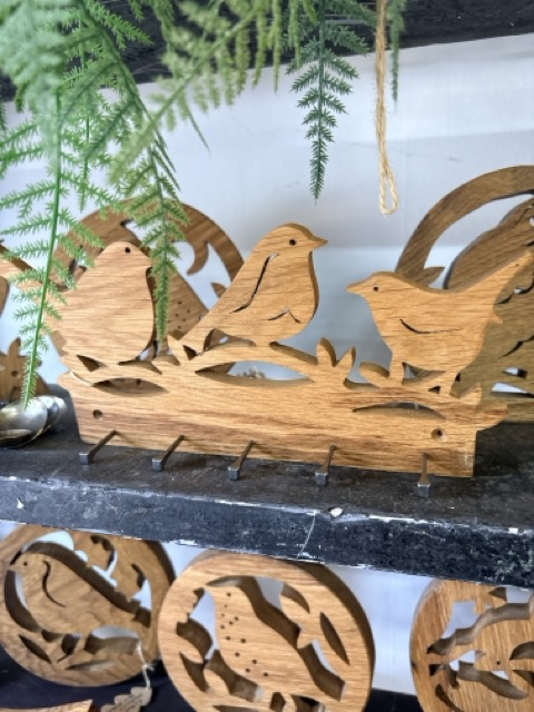 Handmade & Hand cut in Herefordshire, UK. Wooden gifts, pot stand, trivet, bottle opener, herb striper and coasters